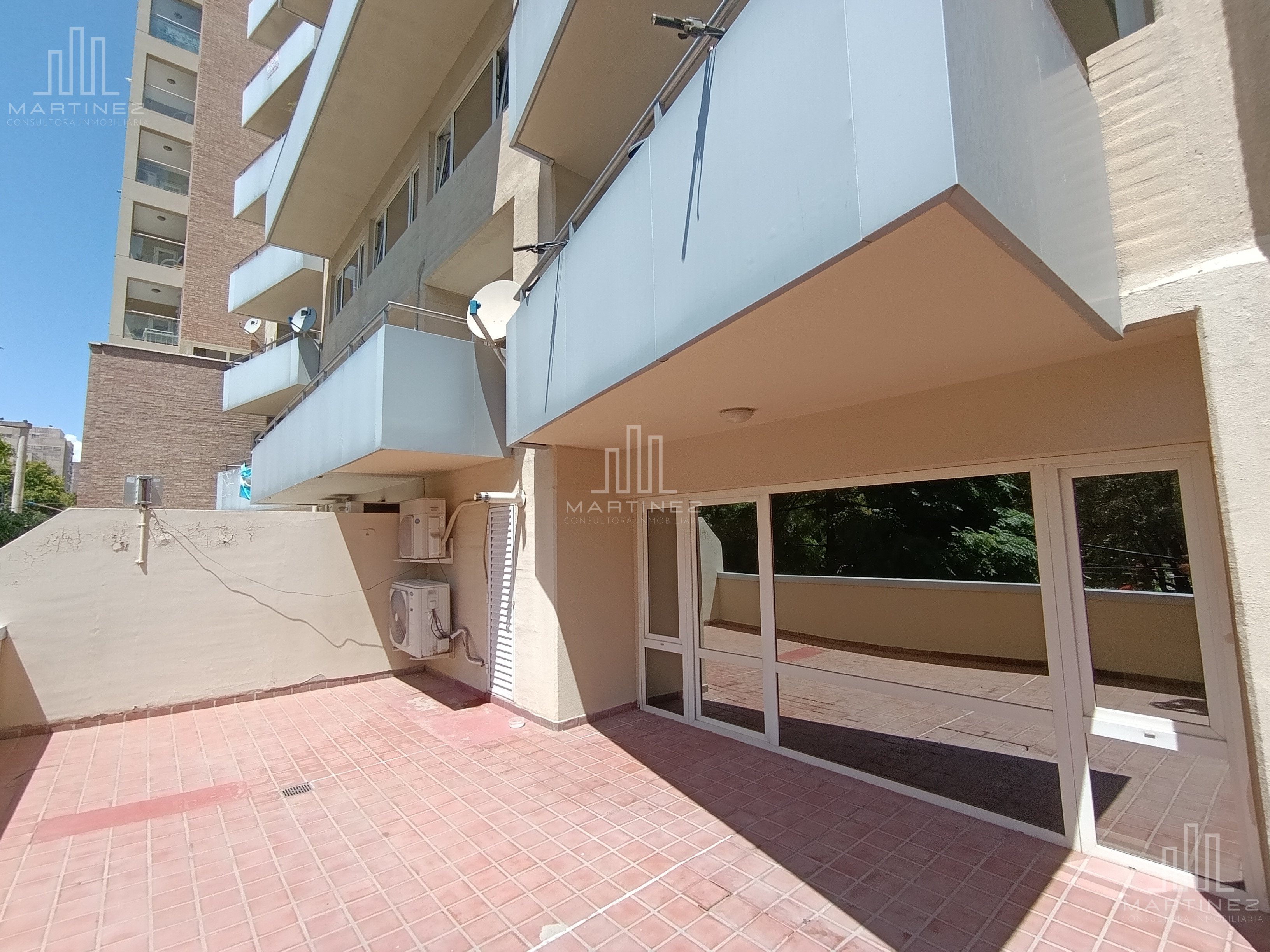 VENTA DE LOCAL COMERCIAL  EN 2 PLANTAS + COCHERA + BAULERA+TERRAZA ECOR 2 - Foto 12