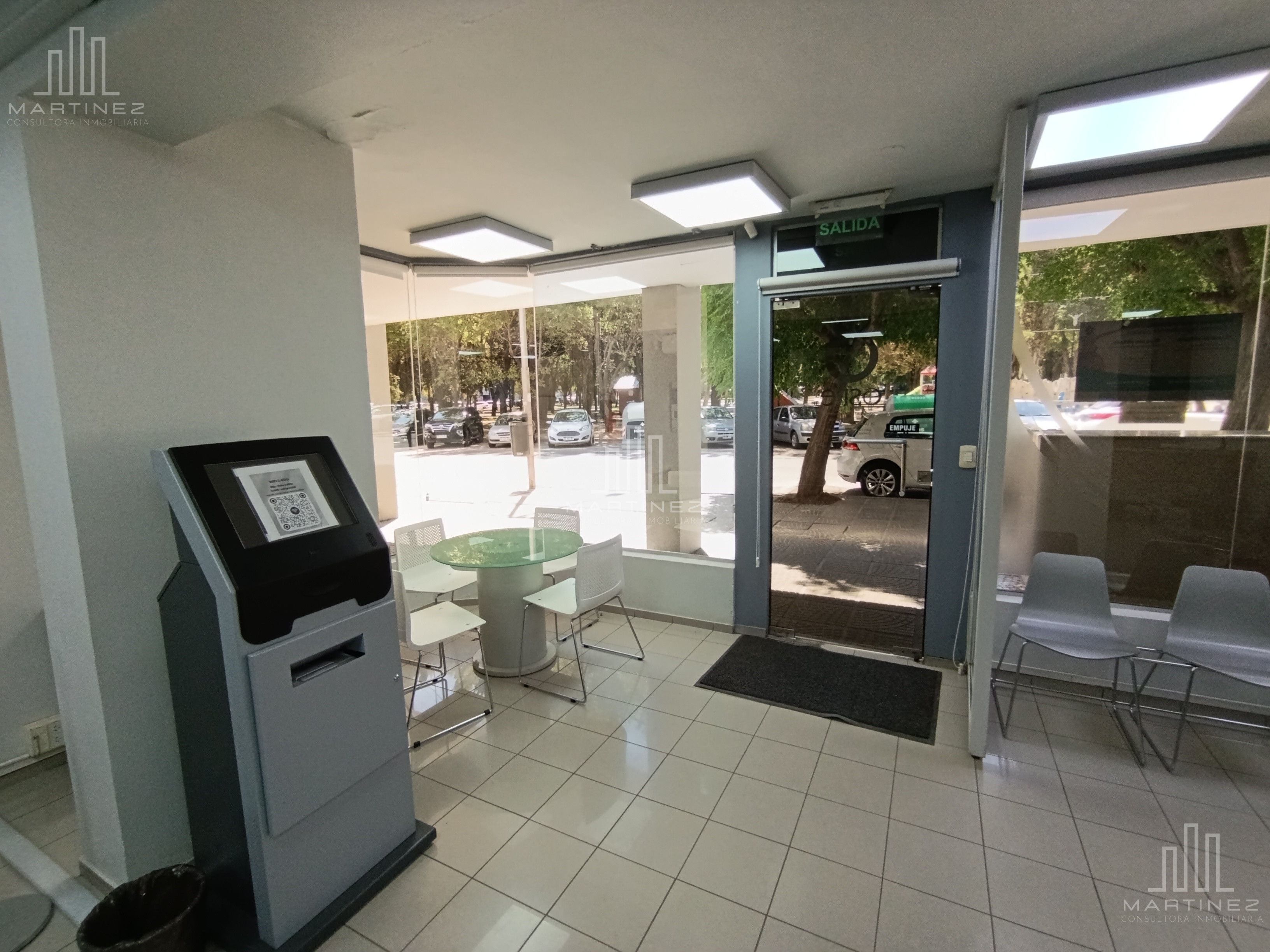 VENTA DE LOCAL COMERCIAL  EN 2 PLANTAS + COCHERA + BAULERA+TERRAZA ECOR 2 - Foto 15