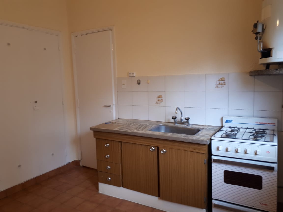 VENTA DEPARTAMENTO 1 DORMITORIO GRAL ROCA CENTRO - Foto 2