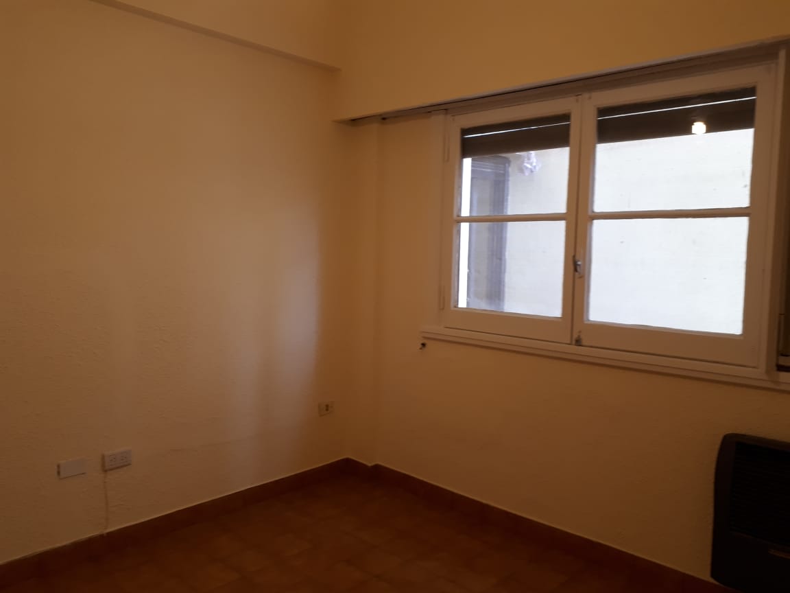 VENTA DEPARTAMENTO 1 DORMITORIO GRAL ROCA CENTRO - Foto 3