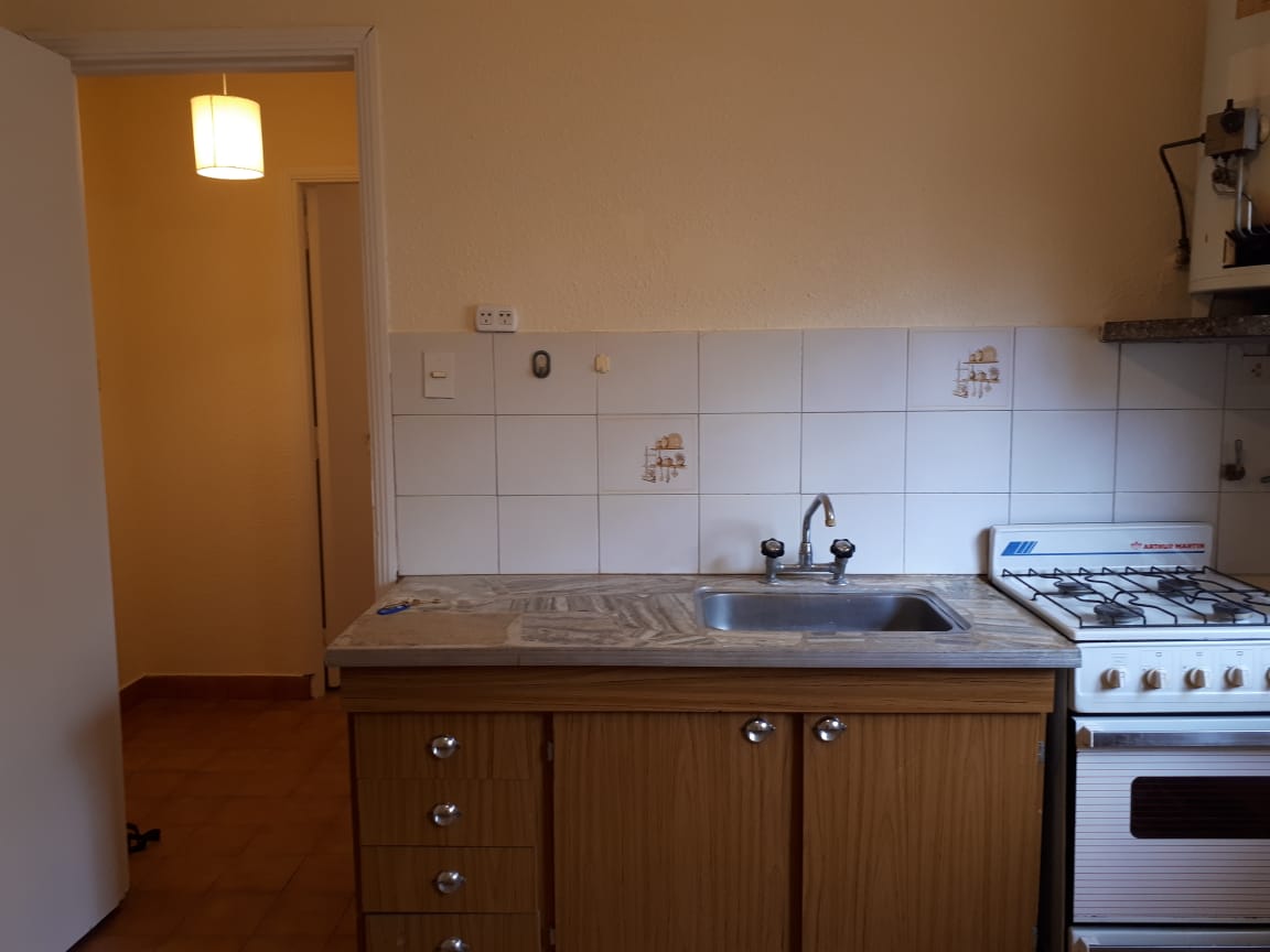 VENTA DEPARTAMENTO 1 DORMITORIO GRAL ROCA CENTRO - Foto 7